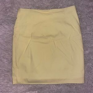 yellow mini skirt